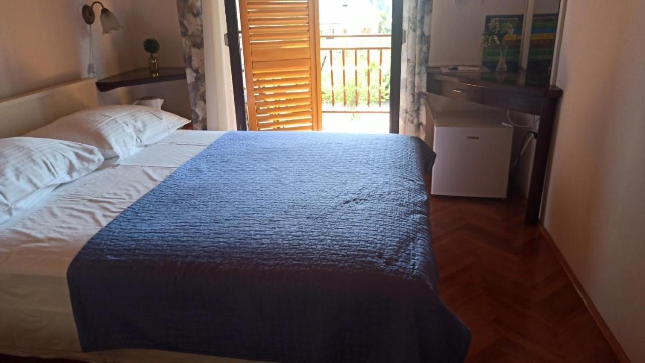 Room Jelka 3 Malinska Exterior foto